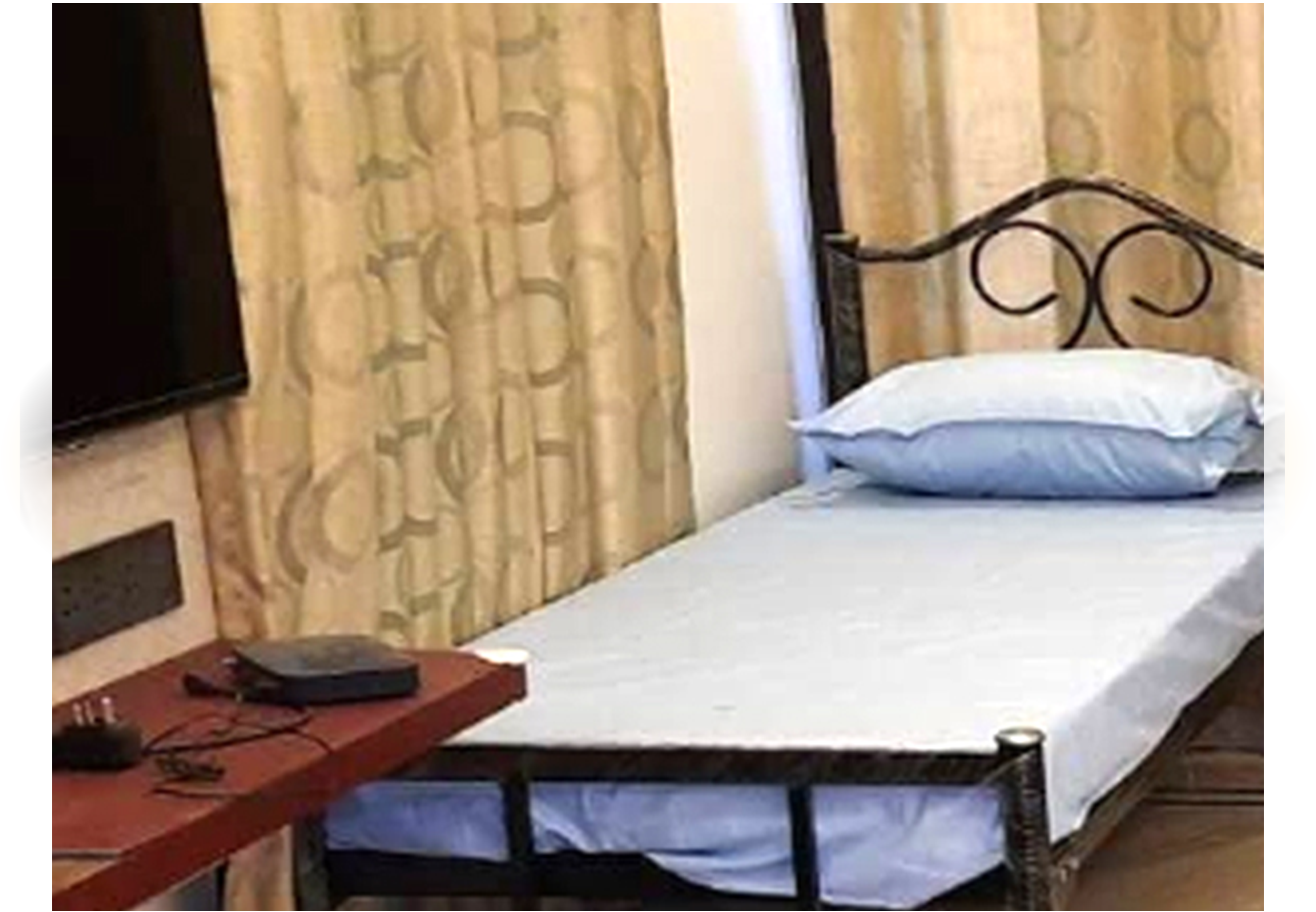 Furnished room at Comfort Stays Burkit Road, T. Nagar, Chennai